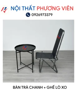 ban tra chanh va ghe lo xo